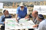 israelis-jews-discussing-temple-plans-al-aqsa-dome-background