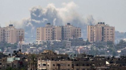 370732_Israel-attacks