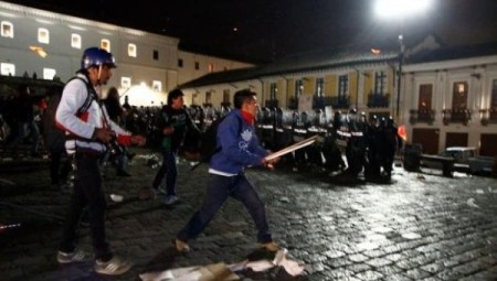 marchaecu.jpg_1718483346