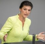 Sahra-Wagenknecht-3084827040