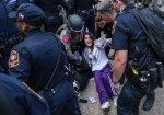 Peaceful-protester-arrested-at-the-University-of-Texas