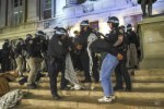 AA-20240501-34430248-34430214-DOZENS_OF_STUDENTS_ARRESTED_AT_THE_OCCUPIED_HAMILTON_HALL_BUILDING_OF_COLUMBIA_UNIVERSITY_IN_NEW_YORK-scaled-e1714981386237